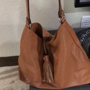 Beautiful leather handbag 👜